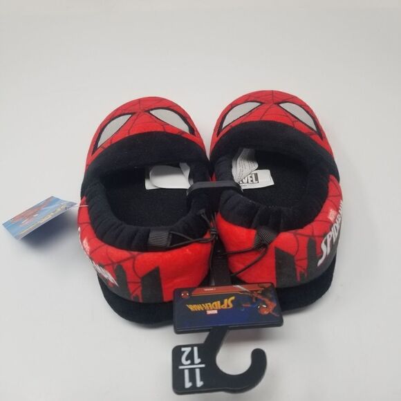 NWT. MARVEL SPIDERMAN BOYS SLIPPERS. VARIOUS SIZES. - Picture 11 of 14